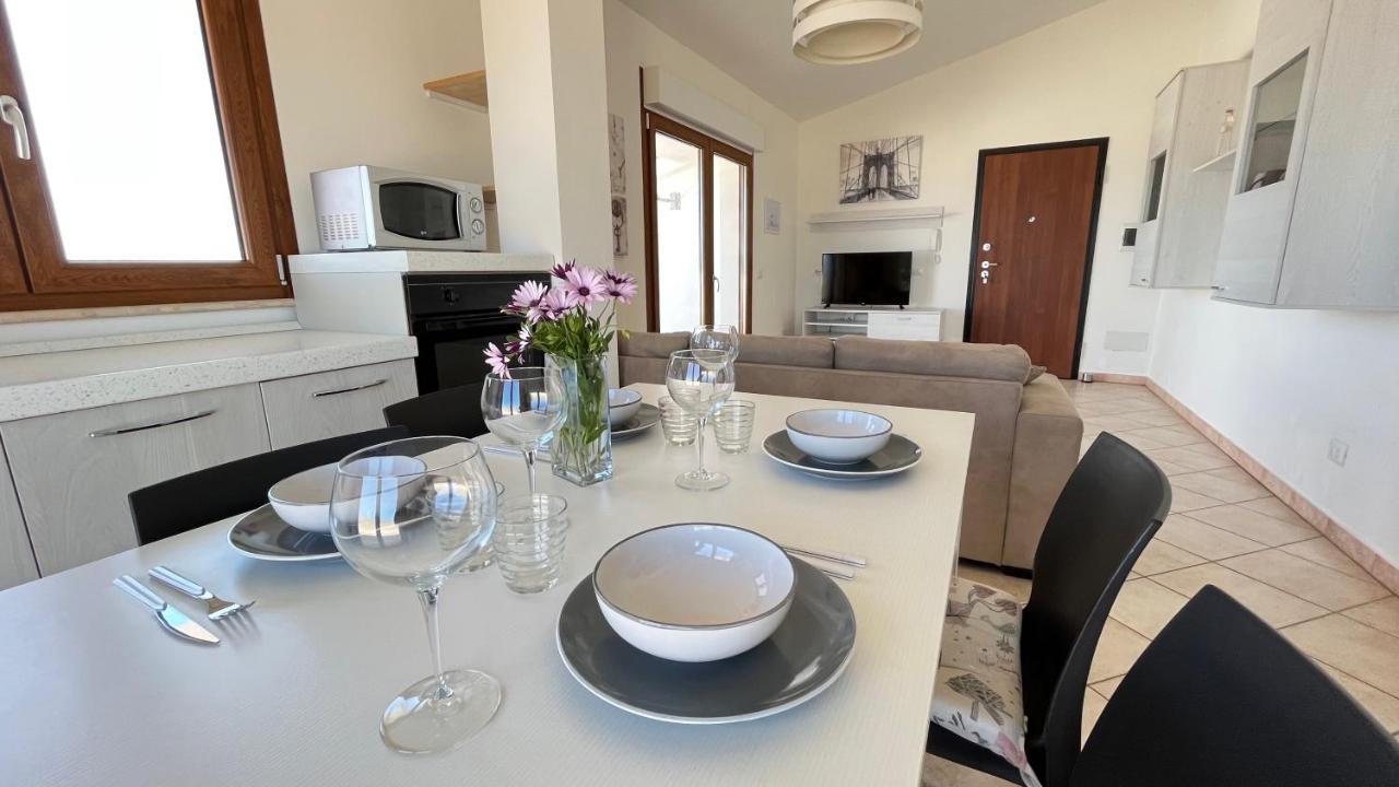Attici Con Terrazzo Vista Mare Appartement Calasetta Buitenkant foto