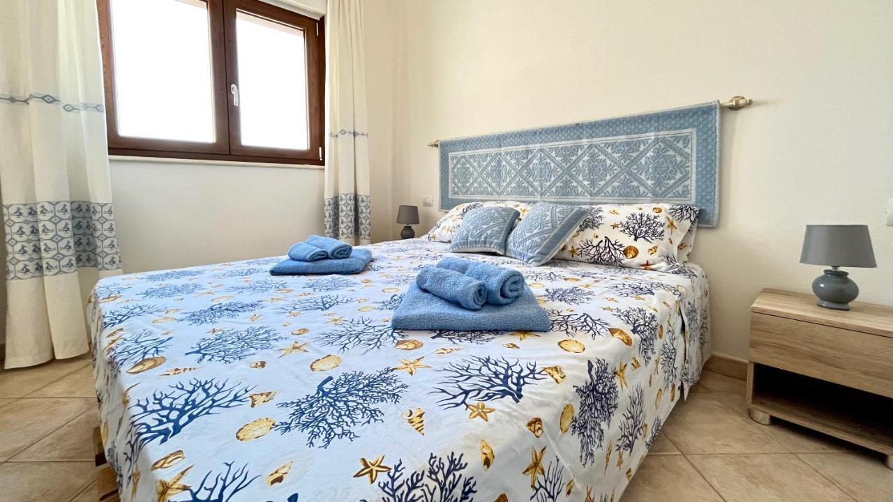 Attici Con Terrazzo Vista Mare Appartement Calasetta Buitenkant foto