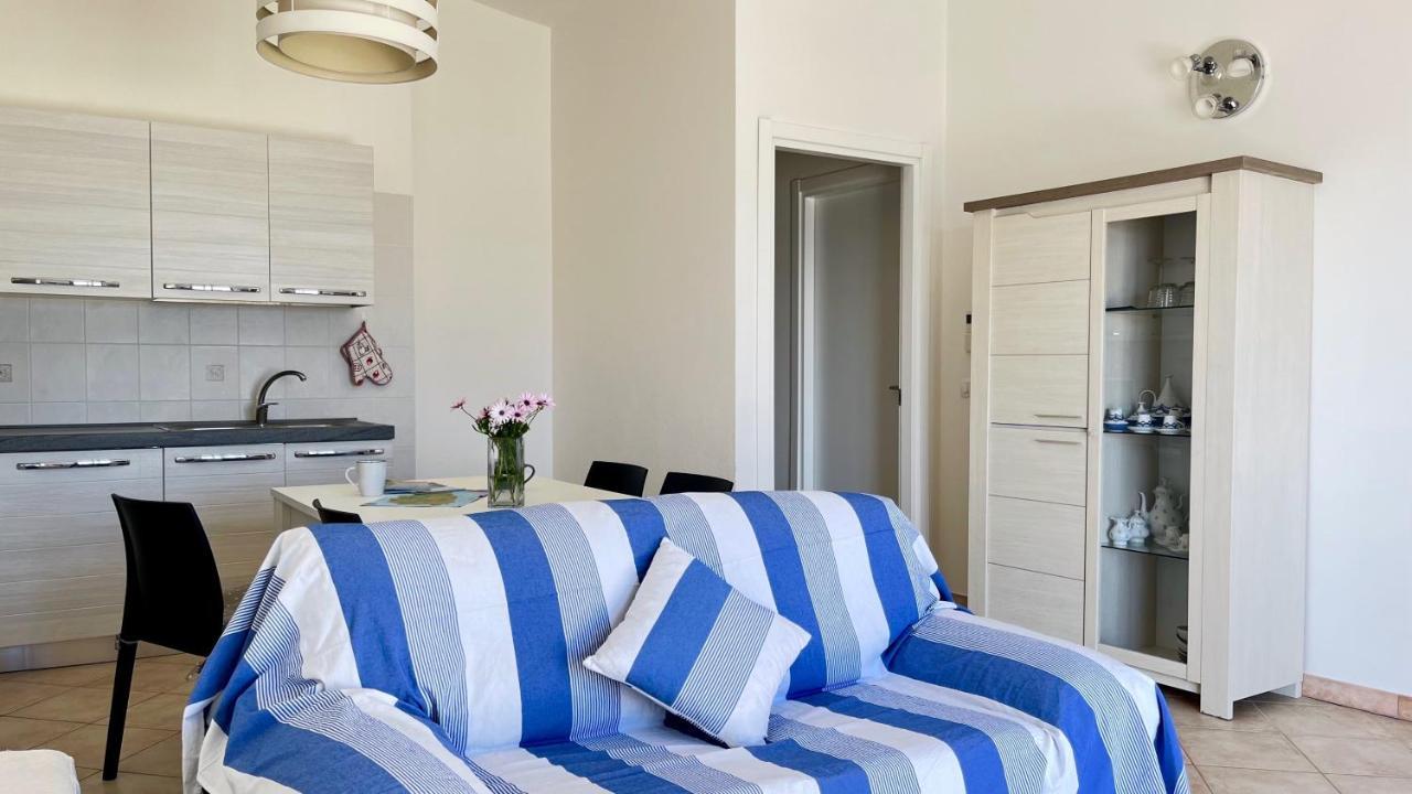 Attici Con Terrazzo Vista Mare Appartement Calasetta Buitenkant foto