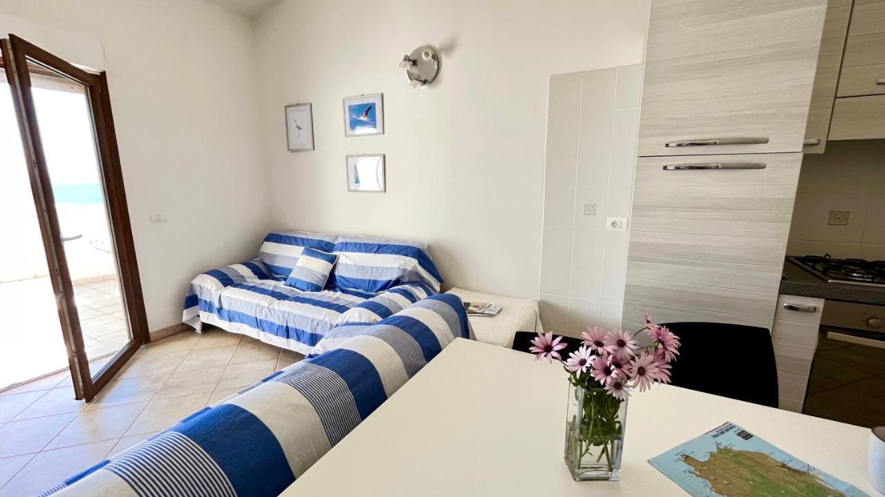 Attici Con Terrazzo Vista Mare Appartement Calasetta Buitenkant foto