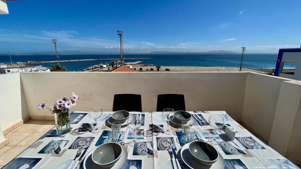 Attici Con Terrazzo Vista Mare Appartement Calasetta Buitenkant foto