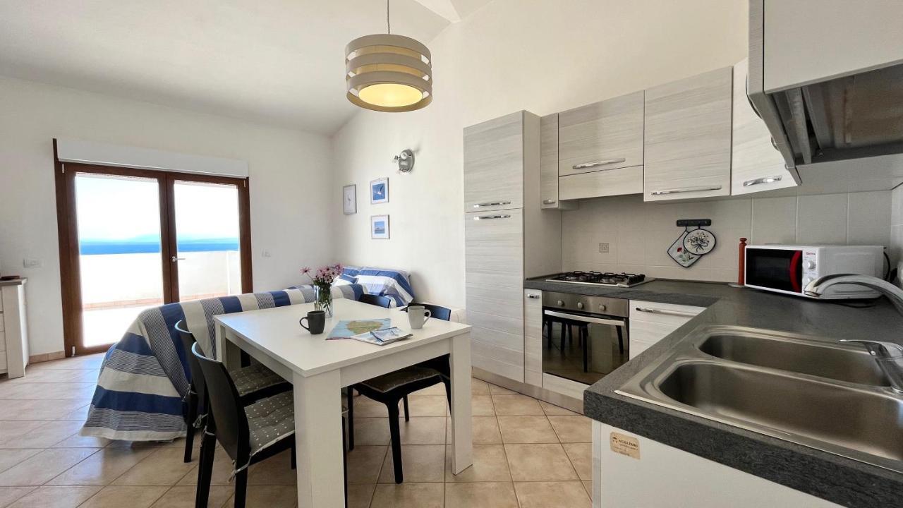 Attici Con Terrazzo Vista Mare Appartement Calasetta Buitenkant foto